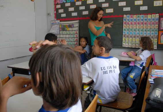 Unicef alerta: crianças serão prejudicadas se só os pais decidirem o que elas irão aprender