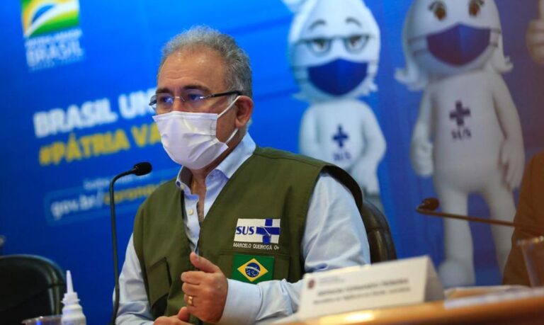 Grávidas e puérperas só podem tomar vacinas da Pfizer e Coronavac
