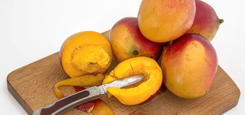 food knife fresh fruits