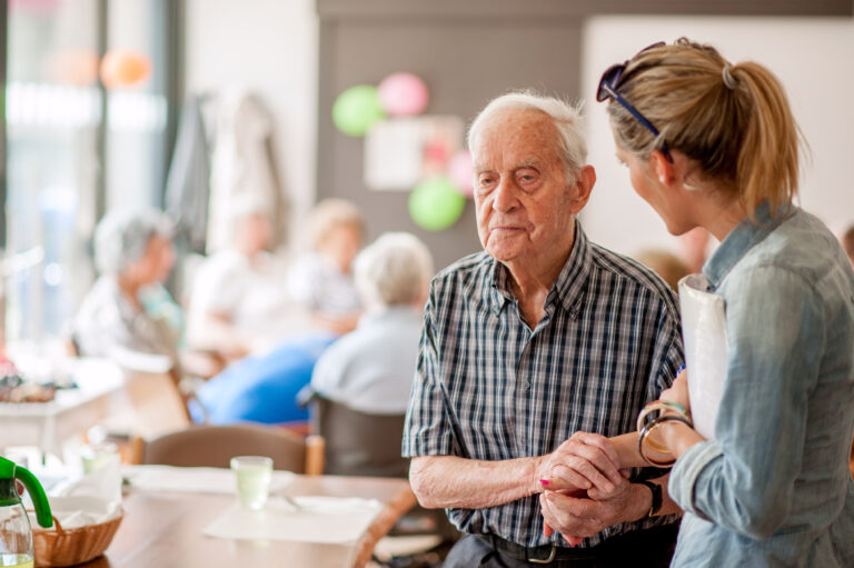 Pesquisadores encontram possível causa real para a doença de Alzheimer