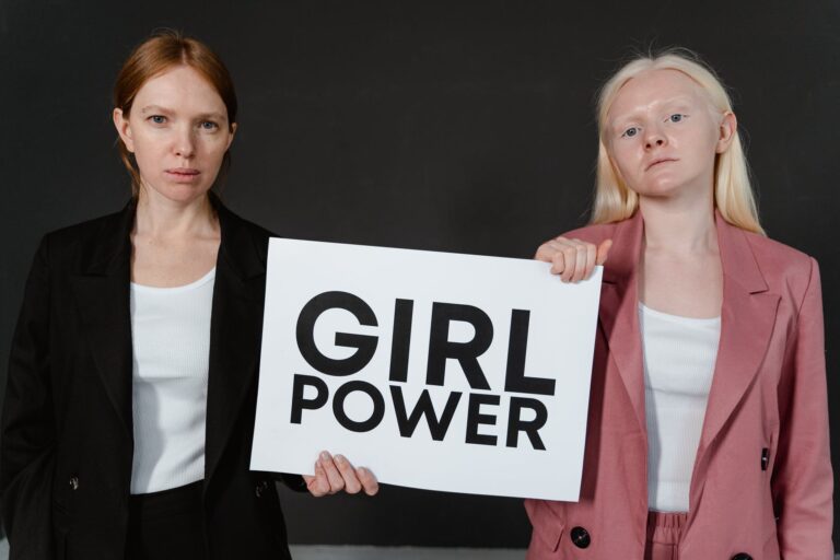Girl power: cinco livros com personagens femininas fortes